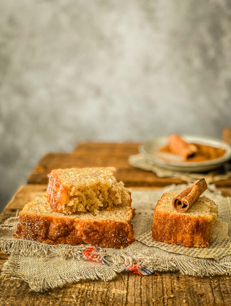 Photo d&#39;une part de cake pomme cannelle